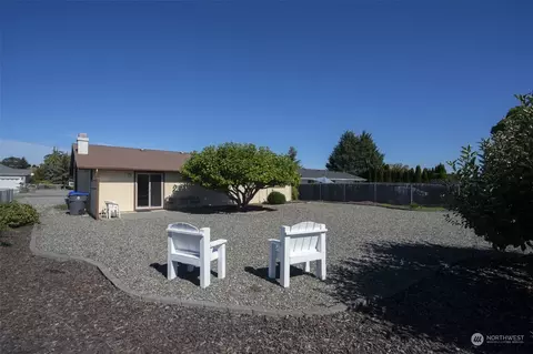 851 E Fir St, Sequim, WA 98382 photo 8