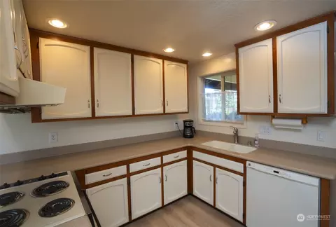 851 E Fir St, Sequim, WA 98382 photo 14