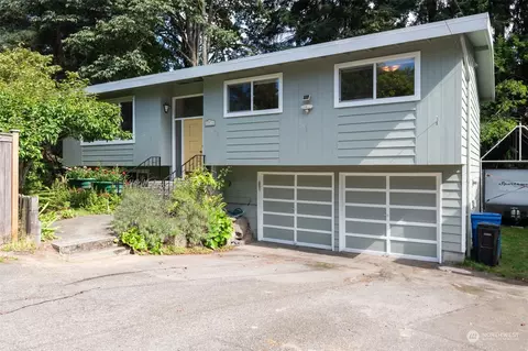 15536 Greenwood Ave N, Shoreline, WA 98133