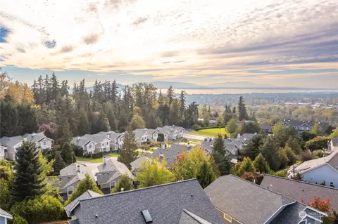 3458 Pinehurst Ct, Bellingham, WA 98226