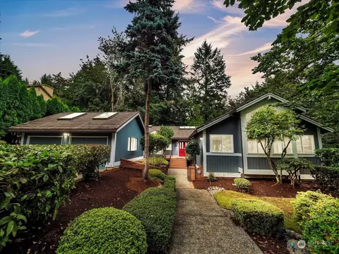 618 175th Pl NE, Bellevue, WA 98008