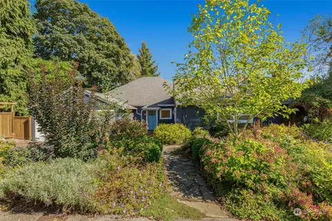 6750 55th Ave S, Seattle, WA 98118