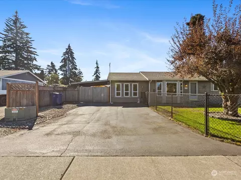 5622 93rd Pl NE, Marysville, WA 98270