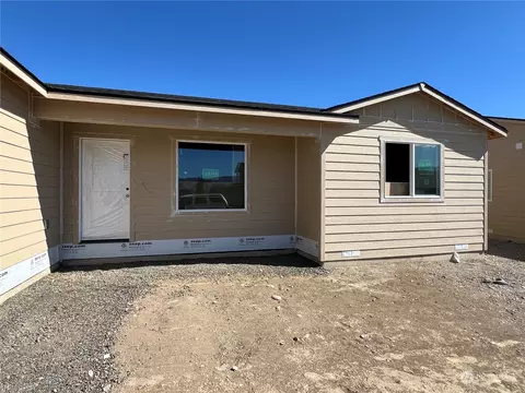 327 S Nevada Ave, East Wenatchee, WA 98802