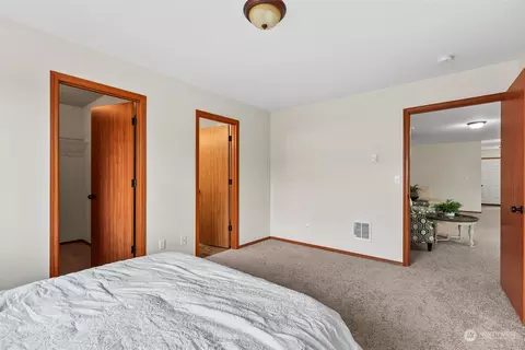 20521 6th Avenue Ct E, Spanaway, WA 98387 photo 23