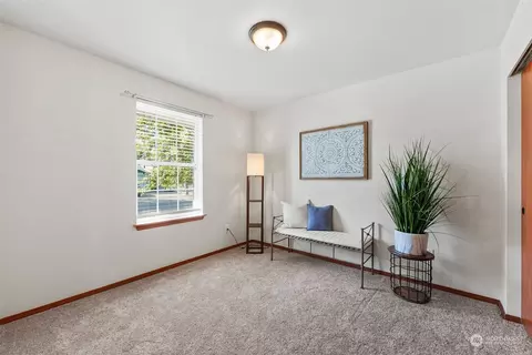 20521 6th Avenue Ct E, Spanaway, WA 98387 photo 6
