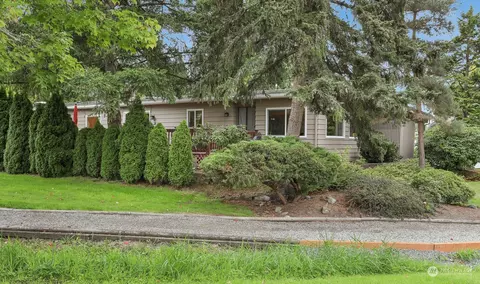 23817 Willow Cir, Bothell, WA 98021