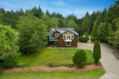 7237 Snapdragon Pl NW, Seabeck, WA 98380