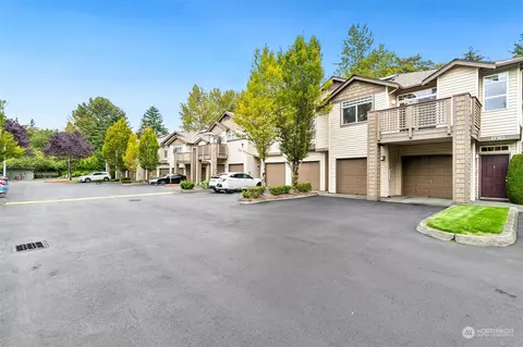 17765 134th Ln SE, Renton, WA 98058