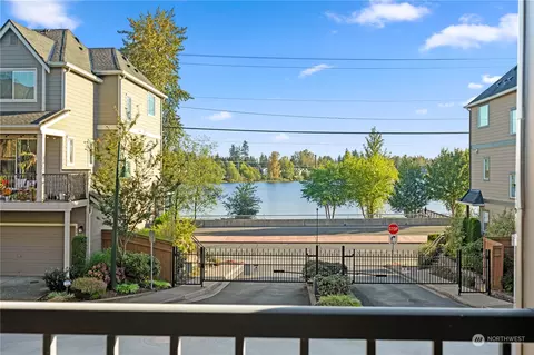 View/Area - 2003 113th Pl SE, Everett, WA 98208 photo 1 of 5
