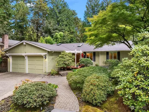 17349 NE 34th St, Redmond, WA 98052