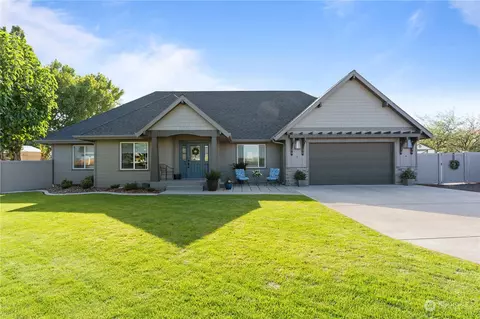 2349 Plum St, Ephrata, WA 98823