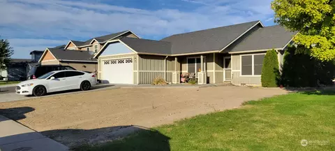 529 Florida St, Moses Lake, WA 98837