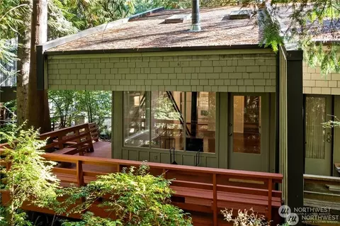 701 E Pointes Dr W, Shelton, WA 98584