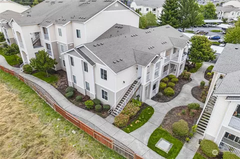 10109 186th St E #247, Puyallup, WA 98375