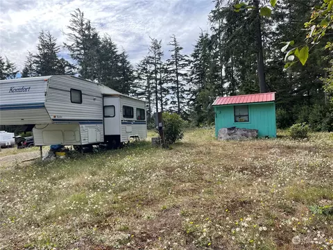 21517 Birch Pl, Ocean Park, WA 98640
