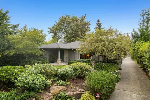 5624 55th Ave NE, Seattle, WA 98105