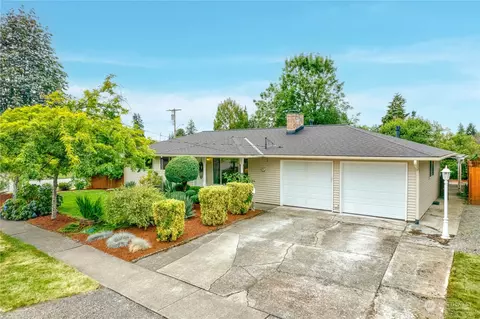 1025 Redmond Ave NE, Renton, WA 98056