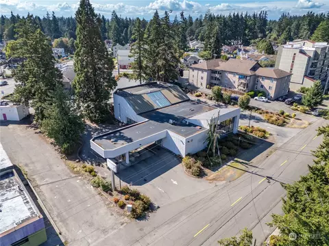 18525 Firlands Way N, Shoreline, WA 98133