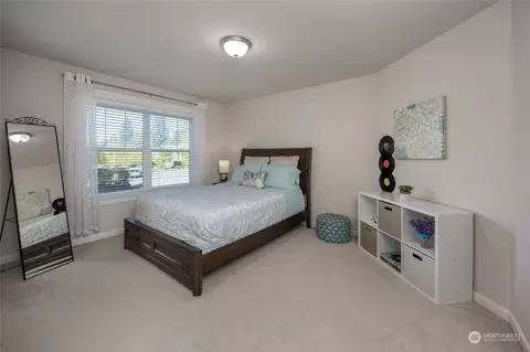 Bedroom - 22542 5th Pl W, Bothell, WA 98021 photo 6 of 6