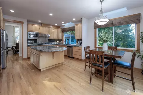 Kitchen - 22542 5th Pl W, Bothell, WA 98021 photo 2 of 3