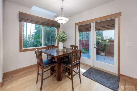 Dining - 22542 5th Pl W, Bothell, WA 98021 photo 2 of 2