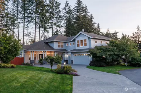 Exterior - 22542 5th Pl W, Bothell, WA 98021 photo 11 of 11