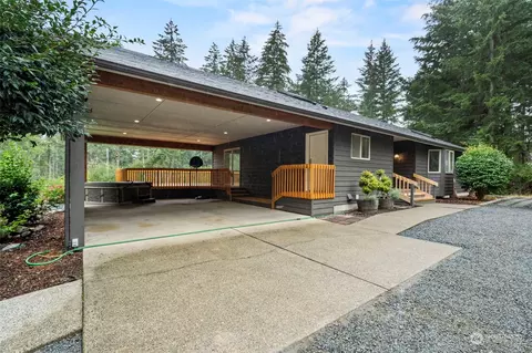 17312 NW St Nw 141st St, Gig Harbor, WA 98329