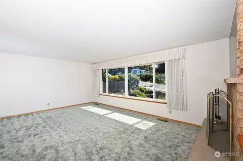 2203 Burley Dr, Everett, WA 98208 photo 5