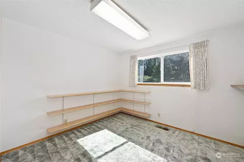 2203 Burley Dr, Everett, WA 98208 photo 18