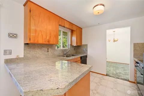 2203 Burley Dr, Everett, WA 98208 photo 9