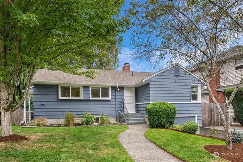 8251 40th Ave NE, Seattle, WA 98115