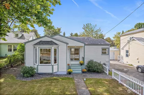 1527 E High Ave, Bremerton, WA 98337