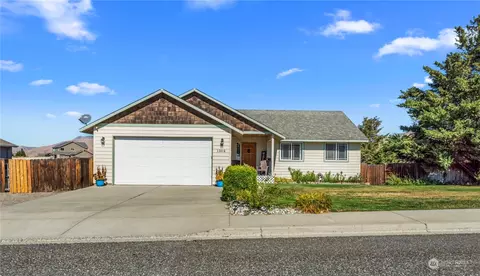 1304 Wheatridge Dr, East Wenatchee, WA 98802
