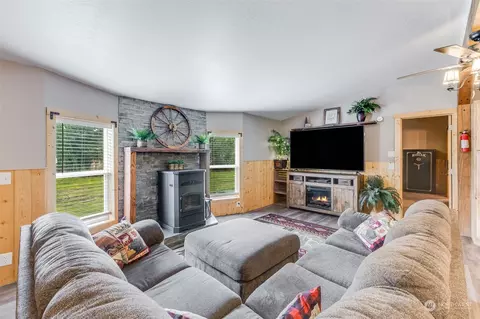 18518 197th Ave E, Orting, WA 98360 photo 12