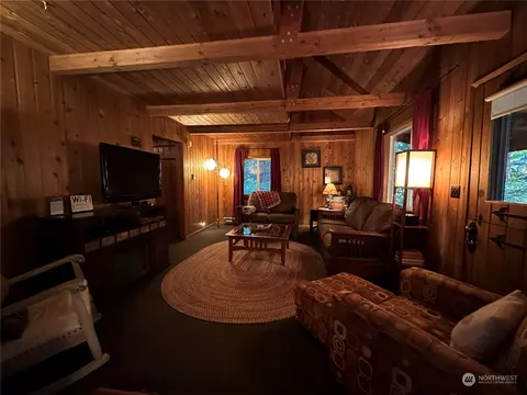 58715 Lumpy Ln E, Greenwater, WA 98022 photo 10