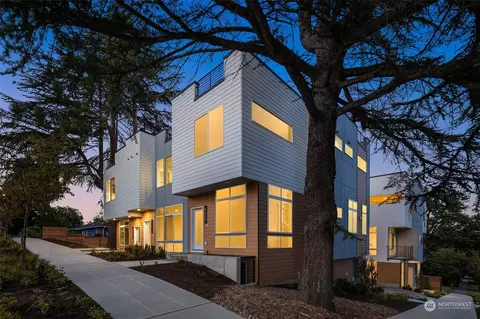 8602 Linden Ave N, Seattle, WA 98103