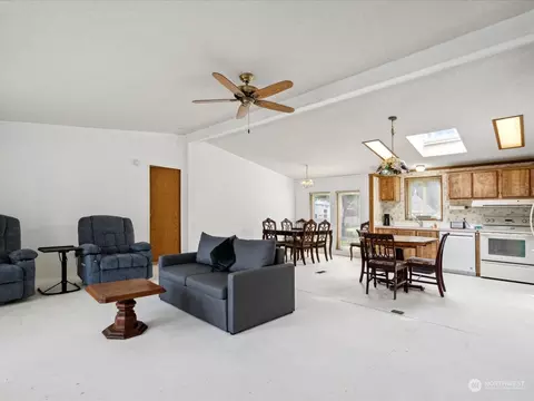 70 Roupe Rd, Sequim, WA 98382 photo 8