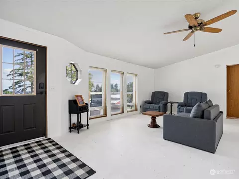 70 Roupe Rd, Sequim, WA 98382 photo 6