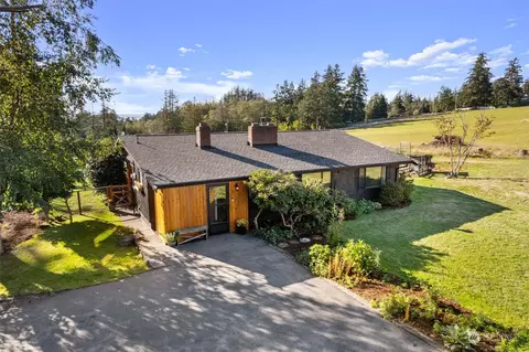 13065 Marihugh Rd, Mount Vernon, WA 98273