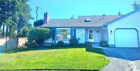 22124 W 76th Ave #B, Edmonds, WA 98026
