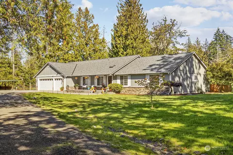9403 NE Country Woods Ln, Kingston, WA 98346