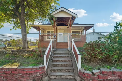 3598 E L St, Tacoma, WA 98404