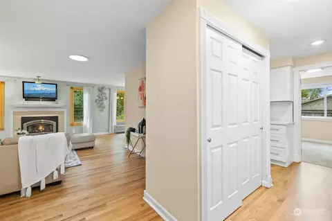 Entry Way - 23011 13th Pl W, Bothell, WA 98021 photo 2 of 3