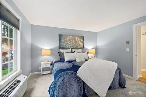 Bedroom - 23011 13th Pl W, Bothell, WA 98021 photo 4 of 4