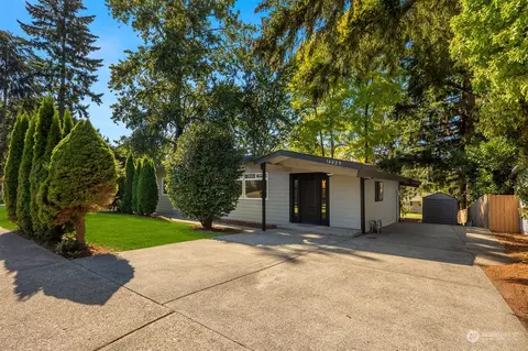 14029 89th Ave NE, Kirkland, WA 98034