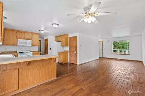 25506 35th Ave E, Spanaway, WA 98387 photo 10