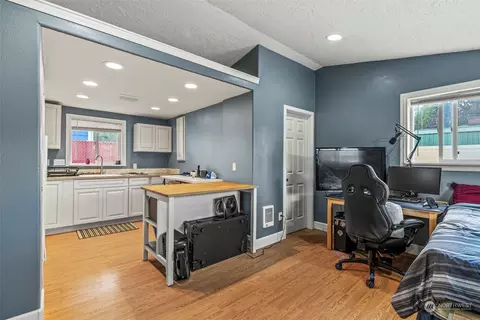 Other - 971 20th Ave, Longview, WA 98632 photo 8 of 8