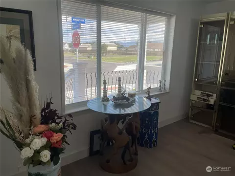 835 N Violet Ave, Sequim, WA 98382 photo 11