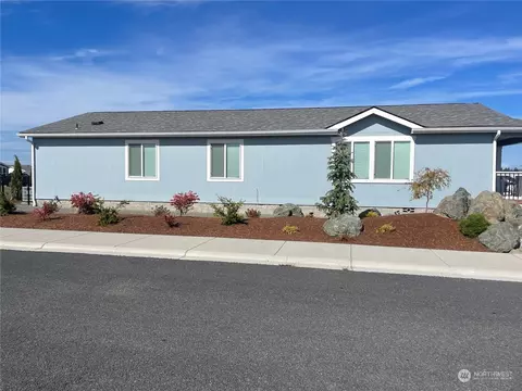 835 N Violet Ave, Sequim, WA 98382 photo 3
